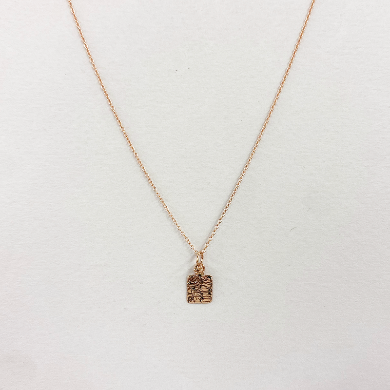 NCHM77B GOLD | MINI GOLDEN TABLET NECKLACE