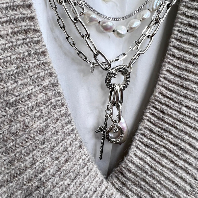 L-CHAINS AND PEARLS LAYERING